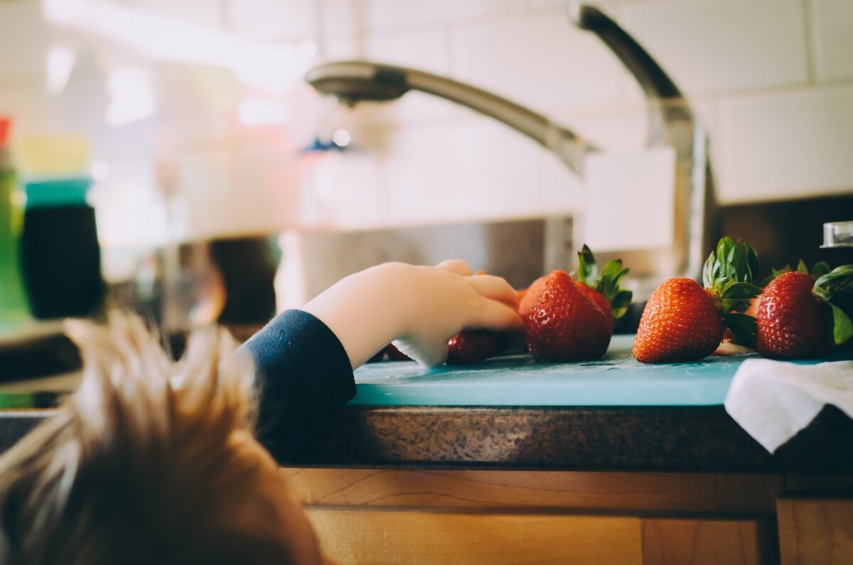 bambini e frutta